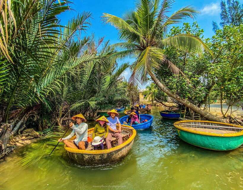 40 Minutes - Basket Boat Ride in the Water Coconut forest - Choosing the best time between 07:00 and 17:00