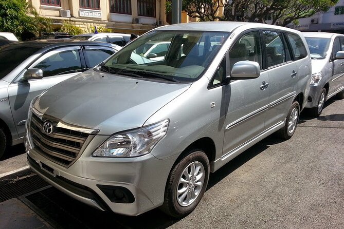 Airport Transfer (From Hotel in Hoi An to Da Nang Airport) 7 Seat Car - How the Hoi An setting affects your departure