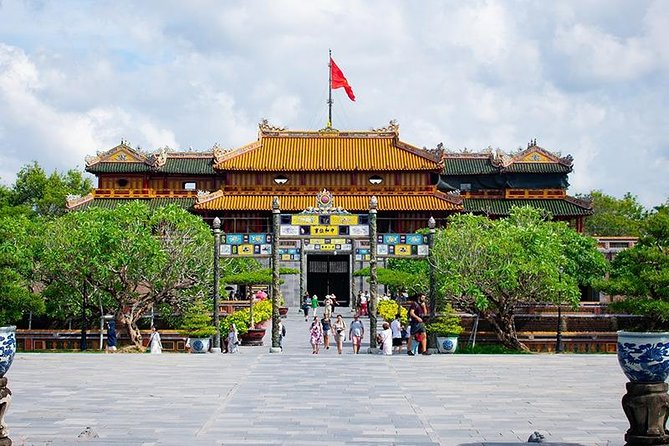 All must-see places Hue City, Hai Van Pass from Hoi An Group Tour - Entering Hue Imperial City