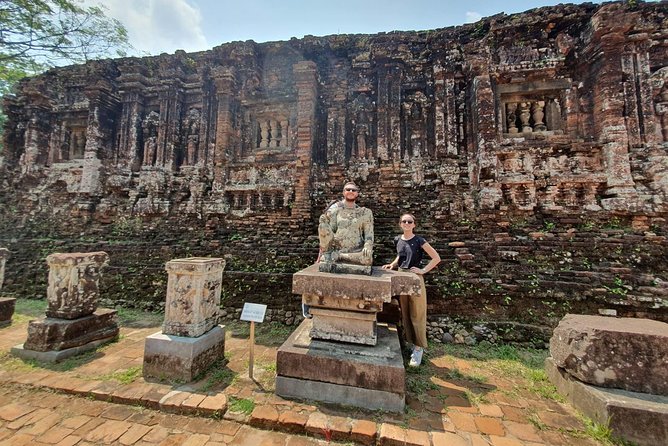 AMAZING HALF DAY DISCOVERY at MY SON CHAM TOWER HOLLYLAND - The Apsara dance at 9:45