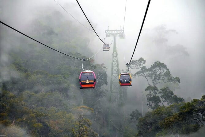 Bana Hills - Golden Hand Bridge Full Day Tour - From Hoi An to the Ba Na Hills cable car