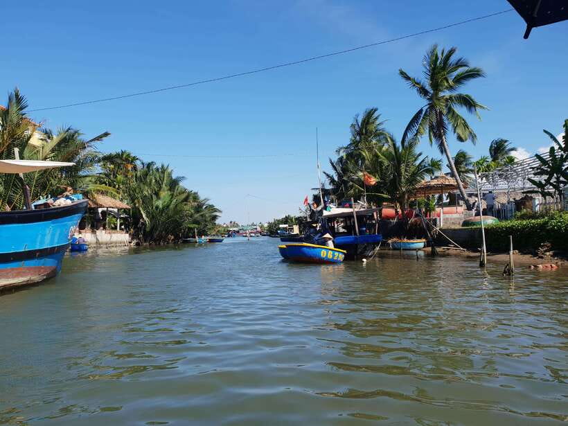 Coconut Basket Boat Ride and Floating Lantern Boat by Night - Key points at a glance
