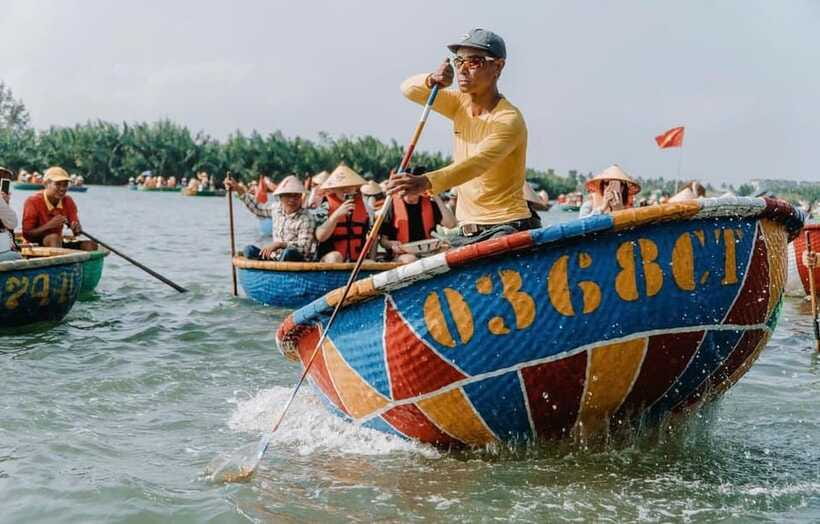 Coconut Boat Hoi An - Getting to Coconut Island Đảo Dừa Xanh
