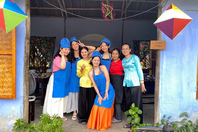 Cooking Class Hoi An - Organic Garden - Farming Tour-Handicrafts - What the $33.63 price includes