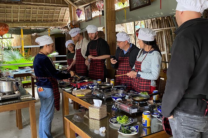 Cooking Class Lunch/ Dinner with Local Chef in Coconut Village - Cooking Vietnamese food in Coconut Village