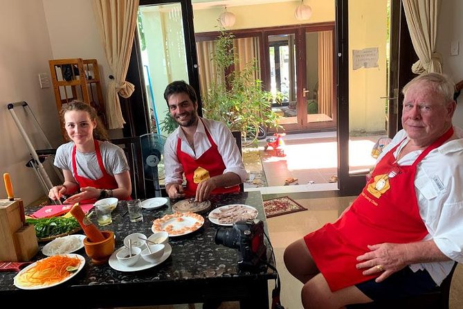 Cooking with Jolie in Hoi An - Starting in Hoi An’s old streets