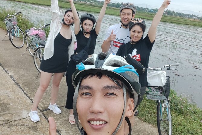 Countryside Bicycle To-Trà Quế village,Carpentryvillage,makingMat - Rice noodles, Vietnamese lunch, and vegetarian options