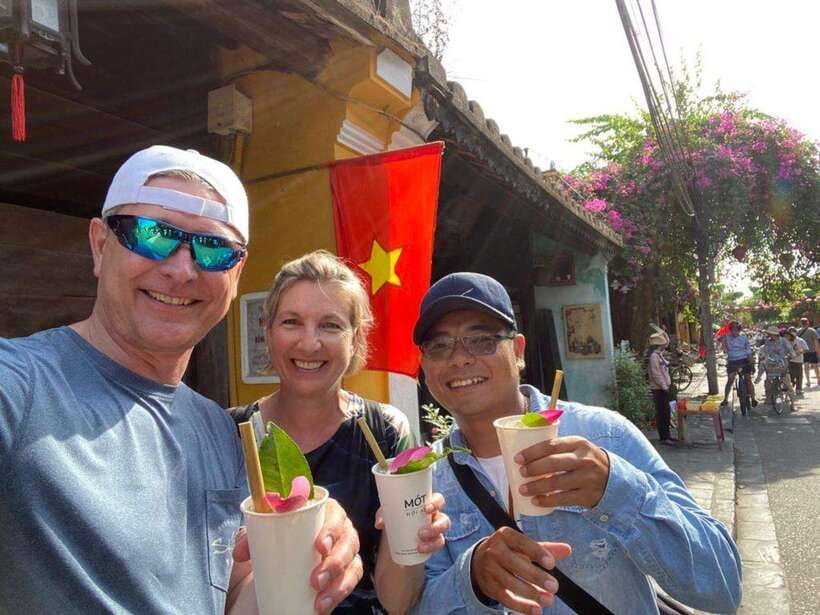 Da Nang: Cam Thanh Coconut Village and Hoi An Old Town Tour - The Japanese Bridge and time to browse
