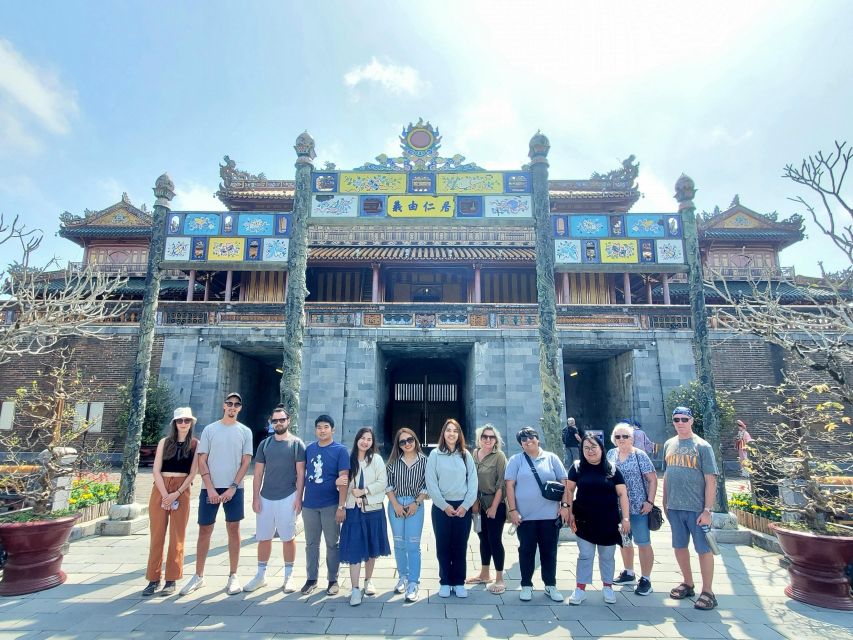 Da Nang/Hoi An: Hue Imperial City via Hai Van Pass & Lunch - Entering Hue’s Imperial Citadel