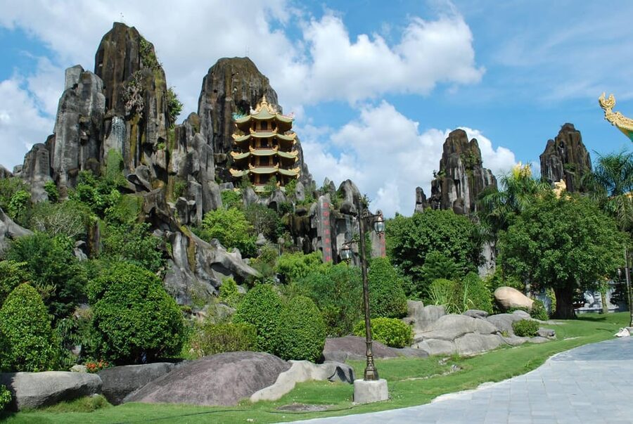 Da Nang: Marble Mountains,Coconut Jungle and Hoi An Day Trip - Dinner and Hoi An after sunset