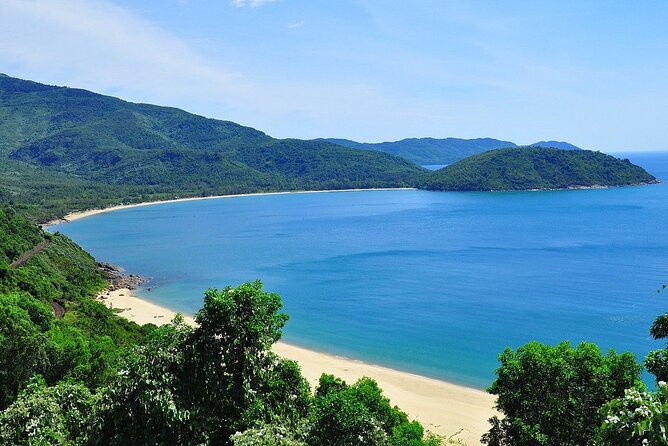 DaNang Airport Transfer to Hoi An by private car or vice versa - The 45-minute private ride to Hoi An