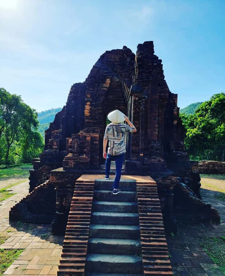 Early My Son tour/transfer to avoid crowd and the heat - Entering the Champa temple valley