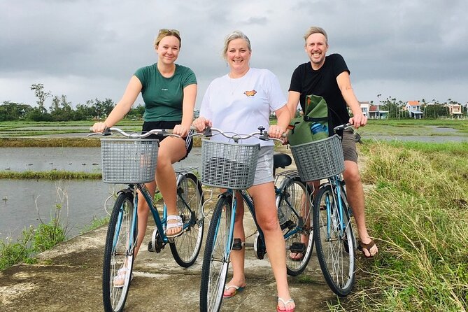 Eco Basket Boat By Bicycle and Vietnamese Set Menu - Who should book this experience