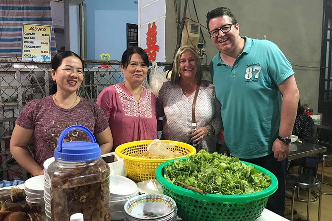 Evening Walking Food Tour, folk game and lantern boat - Why this evening works so well in Hoi An