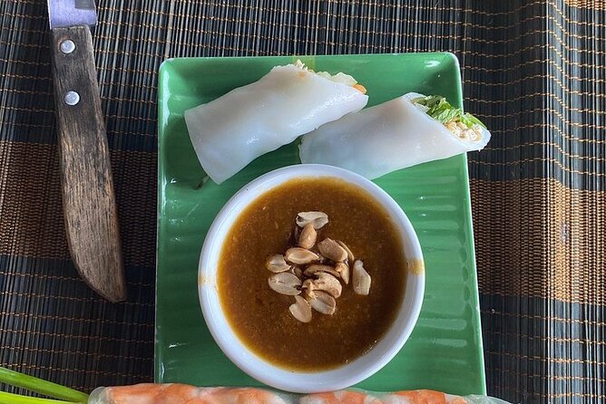 Experience Cooking Class for Lunch or Afternoon With Local Chef - Traditional rice work adds a cultural layer