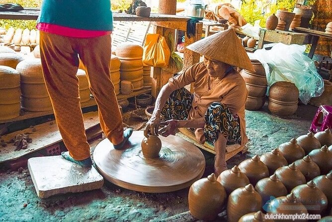 Experience Making Pottery with Craftsmen in Thanh Ha - How the $8 price measures up