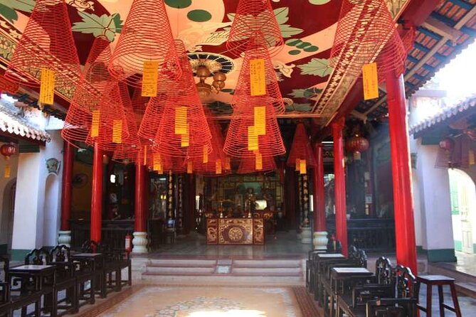 Experience Making Pottery with Craftsmen in Thanh Ha - Who will enjoy this pottery experience