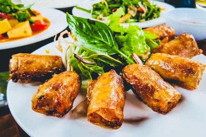 Experience Street Local Food Tour Hoi An - Starting at 07 Hoàng Diệu