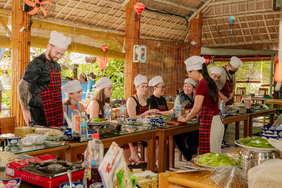 From Hoi An: Market Tour, Basket Boat Ride and Cooking Class - FAQ