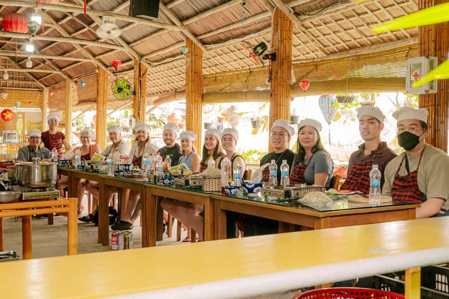 From Hoi An: Market Tour, Basket Boat Ride and Cooking Class - Food choices and dietary needs