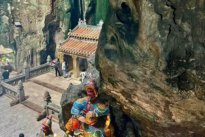 Hai Van Pass Tour by Motorbike from Da Nang-Hoi An-Hue - A coffee stop gives you time to slow down