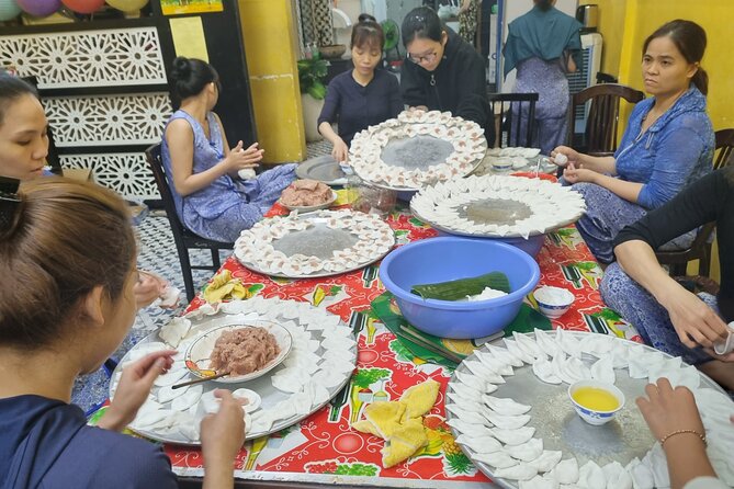 Half-day Private Street Food Tour in Hoi An - The famous bánh mì stop on Trần Cao Vân