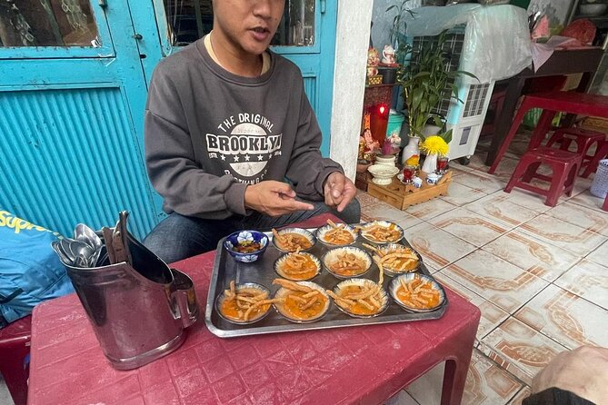 Half-day Private Street Food Tour in Hoi An - Rolling bánh xèo and nem lụi yourself