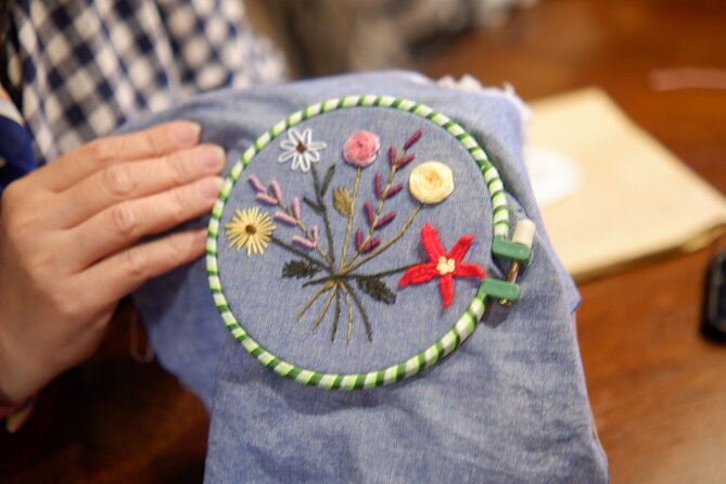 Hand Embroidery Workshop in Hoi An for Beginers - Choosing between a bag, notebook, handkerchief, or clothing