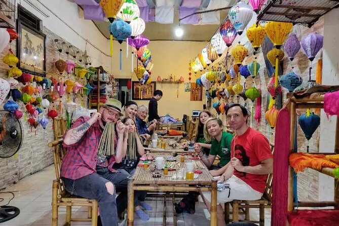 Hidden Gem of Hoi An Old Town-Local Food-Lantern Making-Tailoring - Eating Cao Lau, White Rose, and Hoi An-style specialties