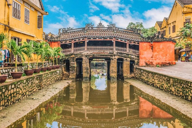 Hoi An Ancient Town Tour: Japanese Covered Bridge & Old House from Hoi An - What six hours means in practice
