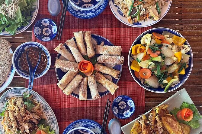 Hoi An Ancient Town Walking Street Food Tours with Night Market - Why Hoi An food is best explored after sunset