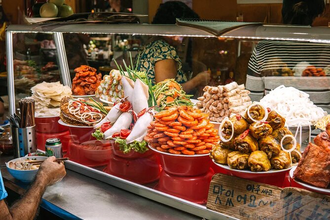 Hoi An Ancient Town Walking Street Food Tours with Night Market - Meeting at 6:30 pm in Hoi An