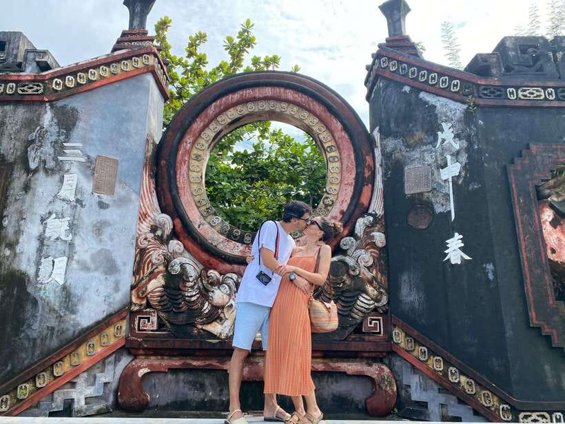 Hoi An Ancient Town - Walking Tour with Local Guide - Key points at a glance