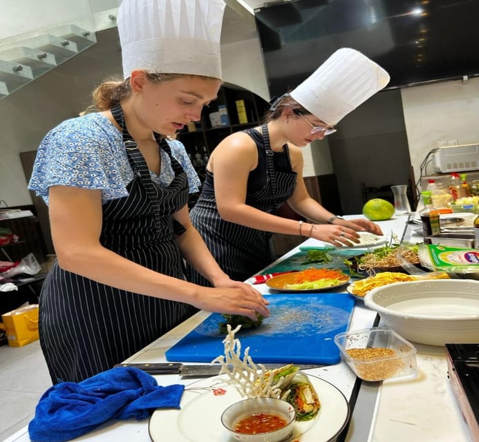 Hoi An Authentic Cooking Class with Pro Chef in Small group - Group size, teaching, and the pace