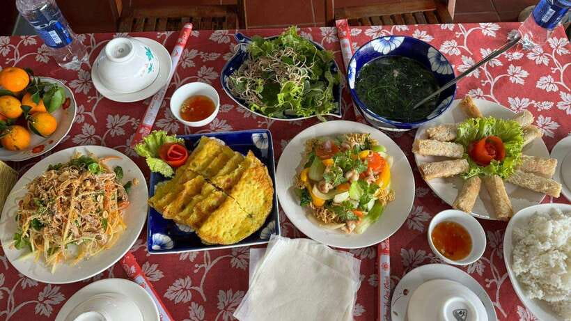 Hoi An: Basket Boat Ride, Cooking Class by Hangcoconut - What the Experience Feels Like for Families and Couples