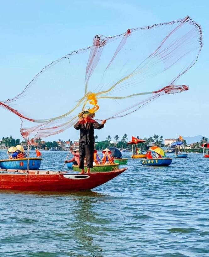 Hoi An: Basket Boat Ride in the BẢY MẪU Coconut Forest - Getting there without losing time