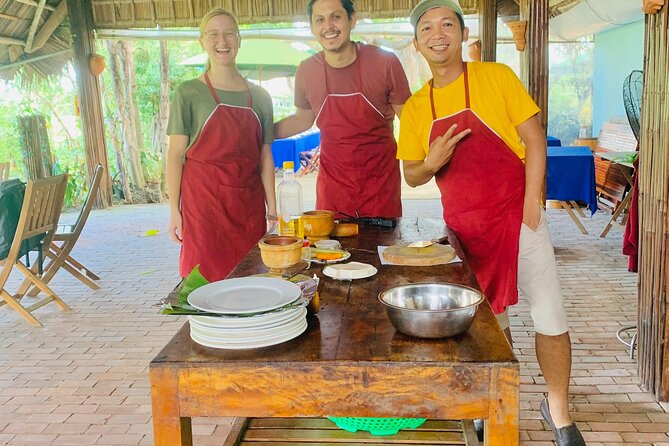 Hoi An bicycle tour to beautiful countryside - Lunch, water, and what the $38 price covers