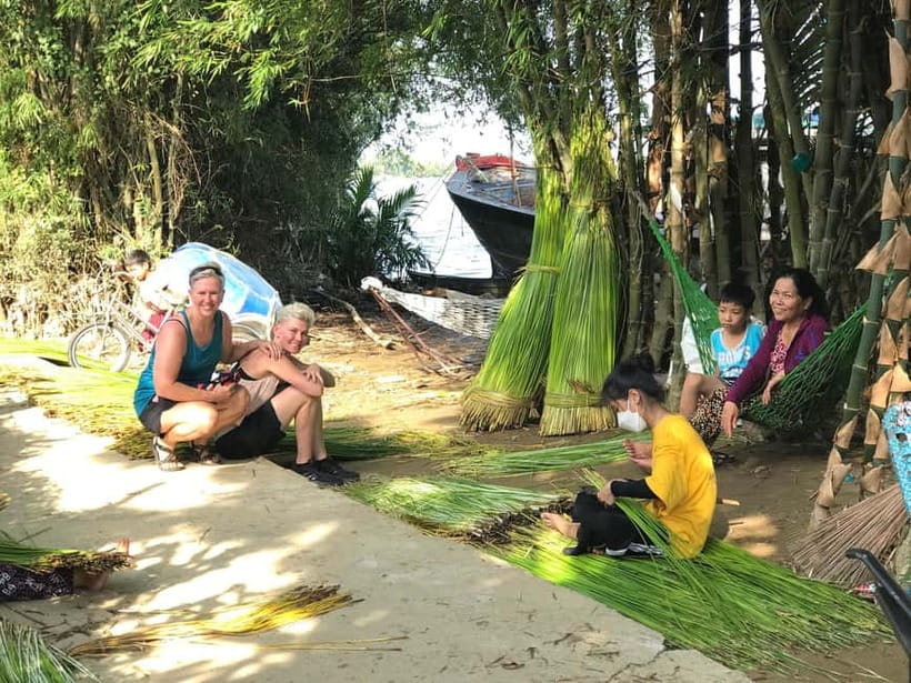 HOI AN Biking River Islands, Village Crafts PRIVATE TOUR - Tra Nhieu’s straw mats and a whale-worship temple
