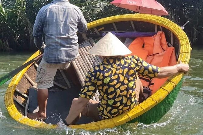 Hoi An Ceramic/Pottery/Lantern Making Class Cafe & Basket Boat - Who will get the most from this $13 outing