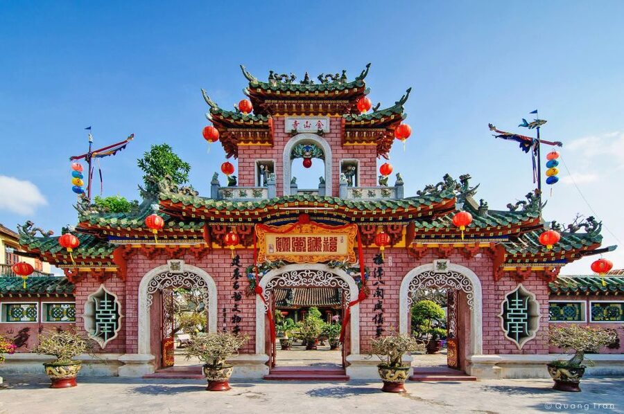 Hoi An: City Tour, Banh my and Coffee - A stop at Hoi An Central Market