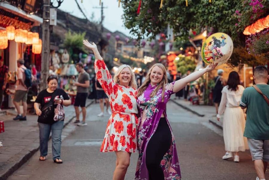 Hoi An City Tour - Boat Ride & Release Lantern: HoiAn/DaNang - The Folk Culture Museum adds ordinary people to the story