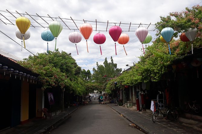 Hoi An City tour -Lantern Making and Silk Making process - Meeting in Hoi An Ancient Town