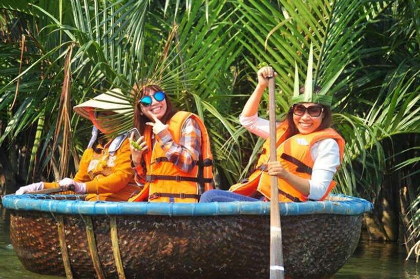 Hoi an : Coconut Boat & Hoi an Acient Town (Optional) - How this compares with visiting Hoi An independently