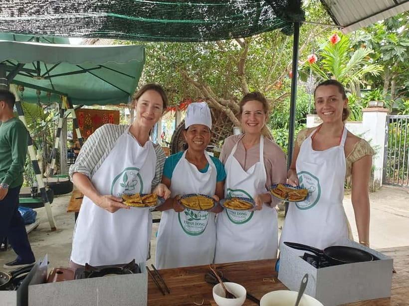 Hoi An Coconut Boat, Lantern Making & Cooking Class Organic - A four-hour taste of everyday Hoi An
