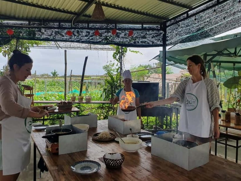 Hoi An Coconut Boat, Lantern Making & Cooking Class Organic - Gliding through the Cẩm Thanh water coconut forest