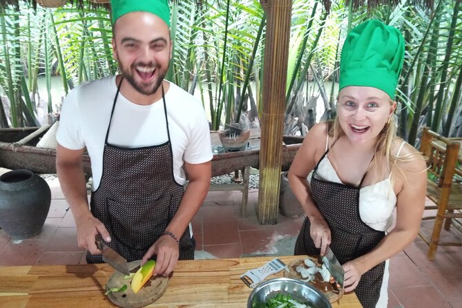 Hoi An Cooking Class(Market,BasketBoat Crabfishing&Cooking Class) - Who should book this Hoi An cooking class?
