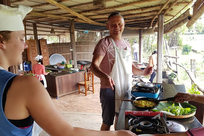 Hoi An Countryside and Cooking Class by Bicycle - Cooking lunch with the produce you helped gather