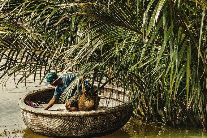 Hoi An Countryside bike tour, Basket boat and Cooking class - Trying traditional net fishing with local fishermen