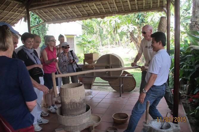 Hoi An countryside biking - Basket Boat - Vegetable village - Local home Cooking - Why this Hoi An countryside tour works