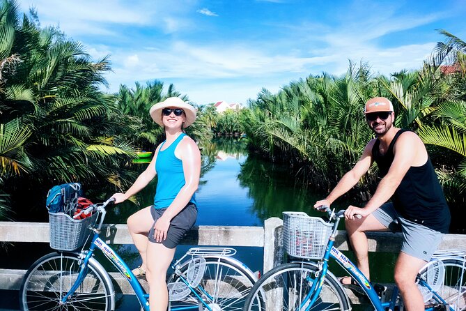 Hoi An countryside cycling tour - A local lunch after the water